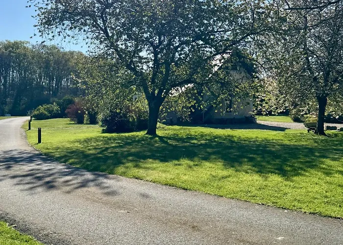Domaine De La Ferme De Fourges Tatil Evi